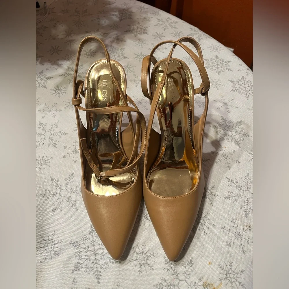 NEW Guess Women Staton Dress Pumps – Light Natural Nude – Size 10M